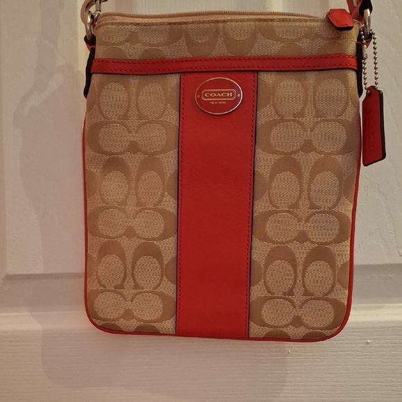 Coach coral  and Tan Women's Bag - Picture 1 of 8